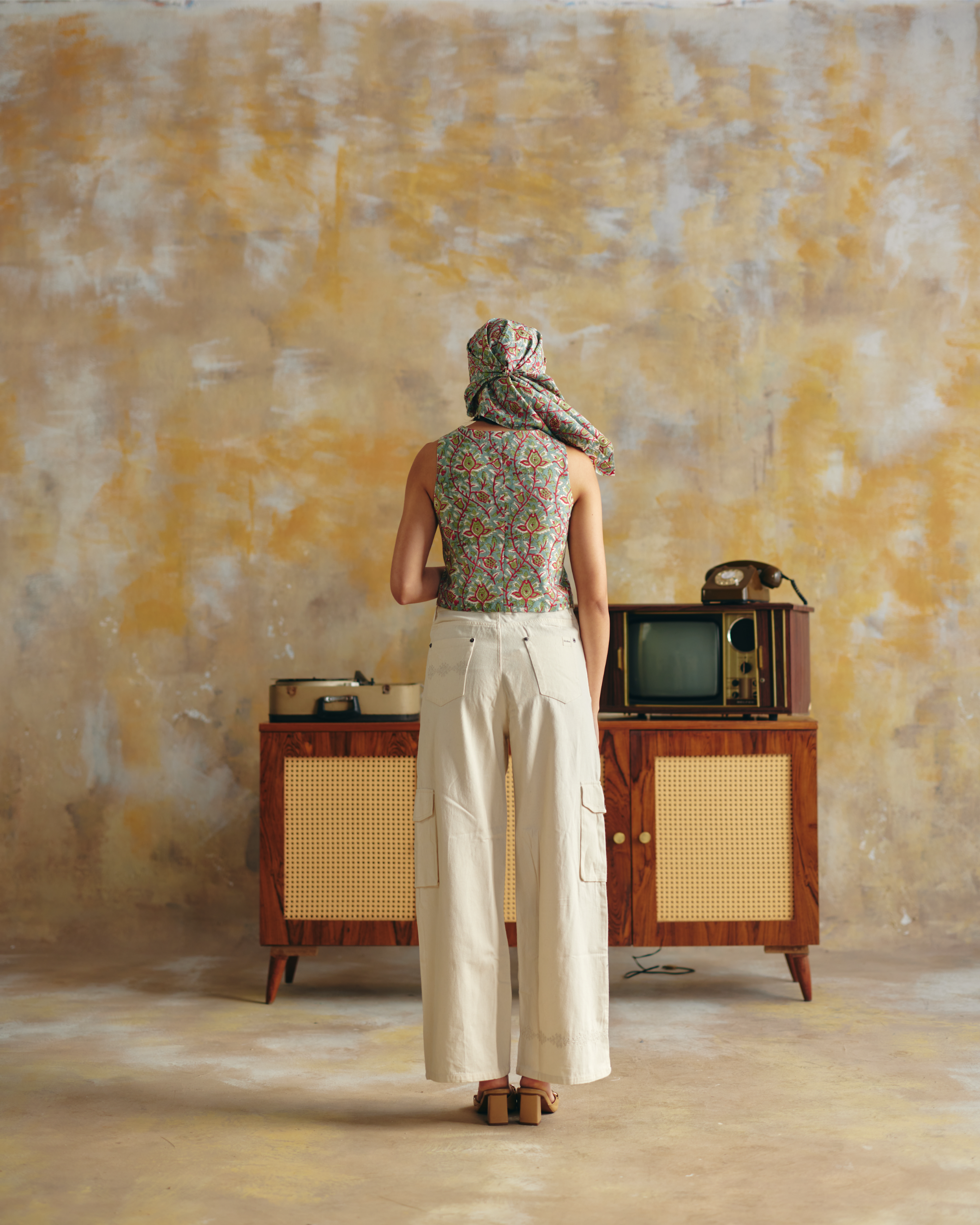 The Meadow Button Top